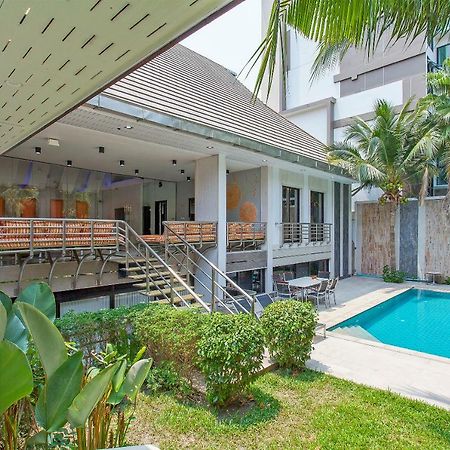 Royale Grand Villa Pattaya Exterior foto